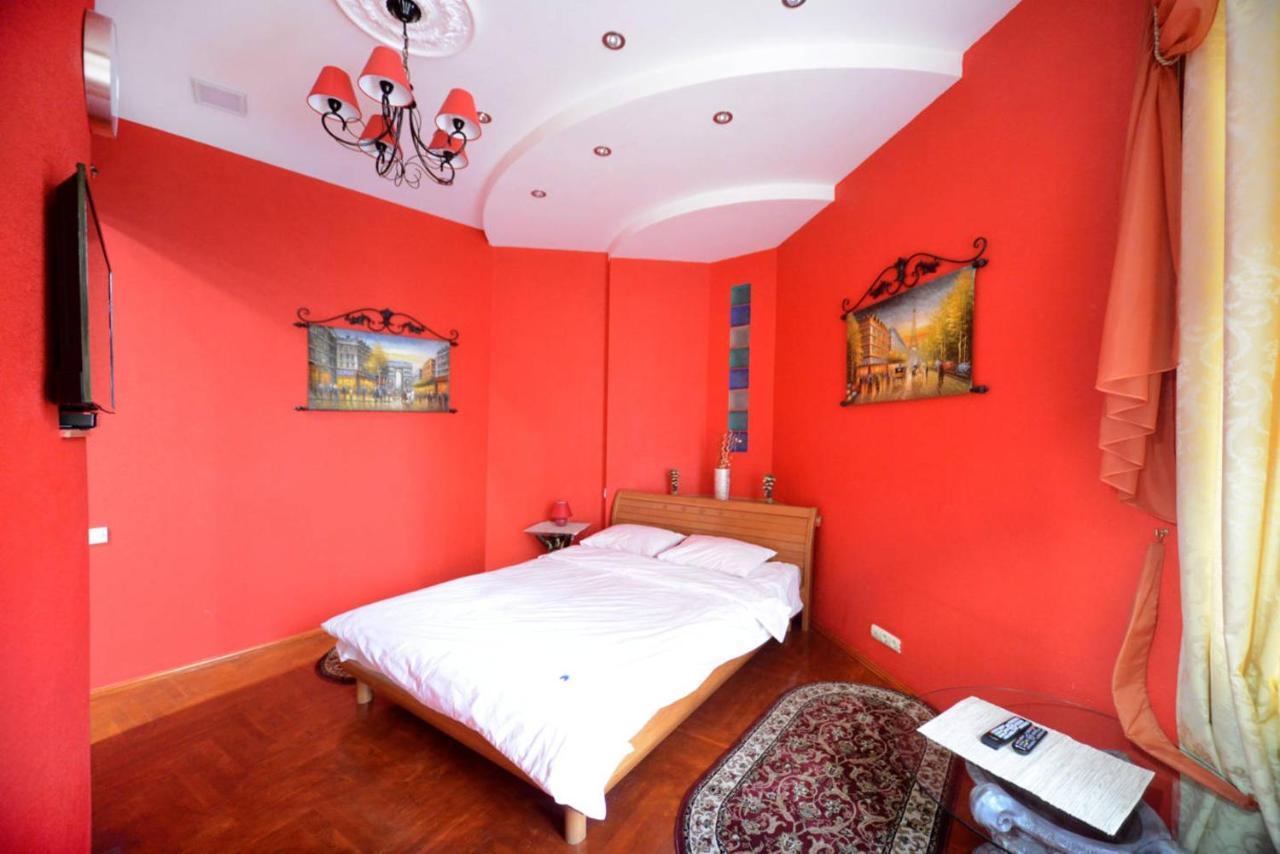 Chekhov Apartment Kiev Eksteriør billede